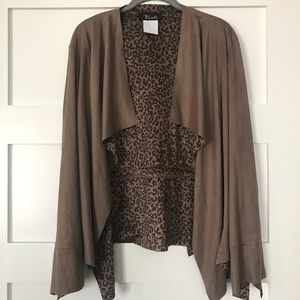 Bali polyester jacket. Tan and leopard print. Sz L